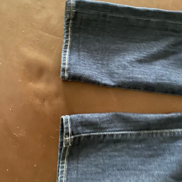 AG
Prima Mid Rise Cropped Cigarette Jeans size 29 - Picture 7 of 10